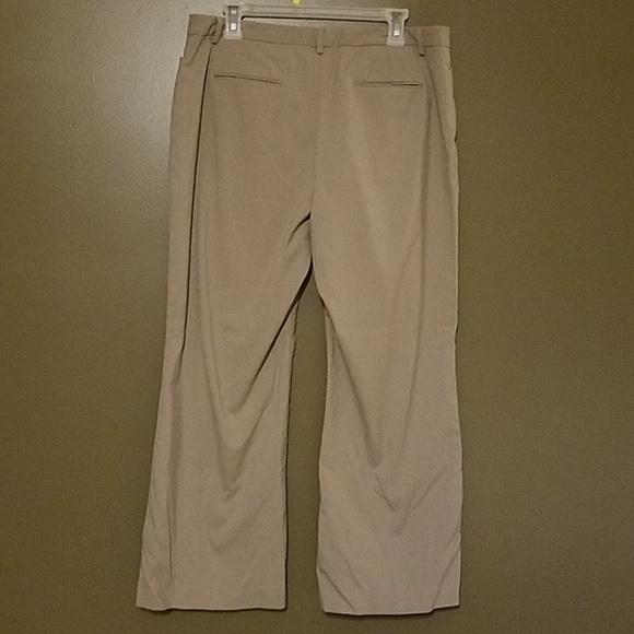 **2 for $20**Dress pants - Picture 3 of 3